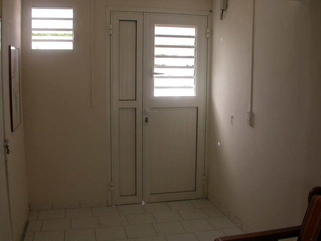 Maison De Vacances A St Anne Martinique Villa Sainte-Anne Exteriör bild